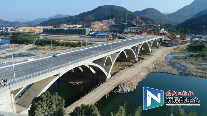 永泰黄埔大桥通车 全省首座大跨径钢筋混凝土连续拱桥