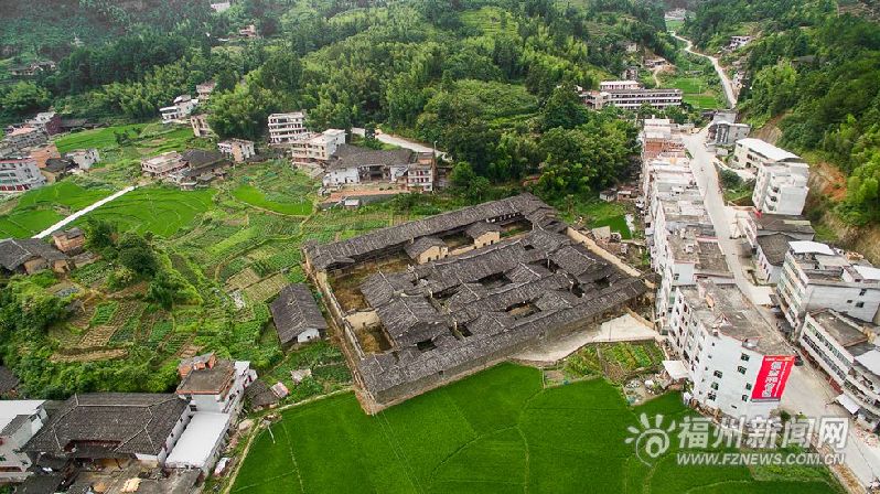 探访永泰“民间故宫”青石寨　建筑设计巧妙科学